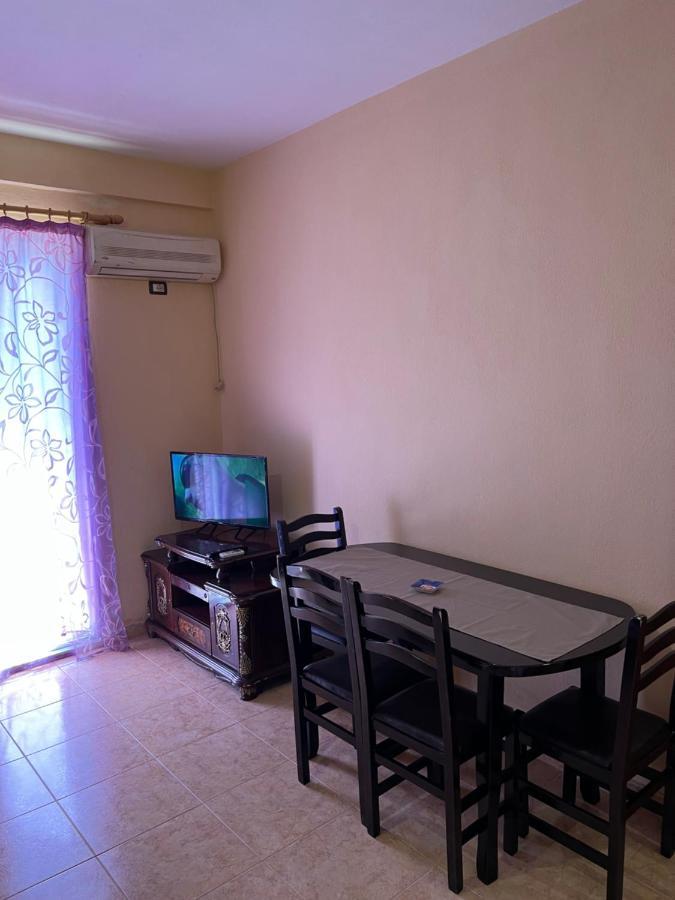 House For Rent Jurgen Villa Golem  Bagian luar foto