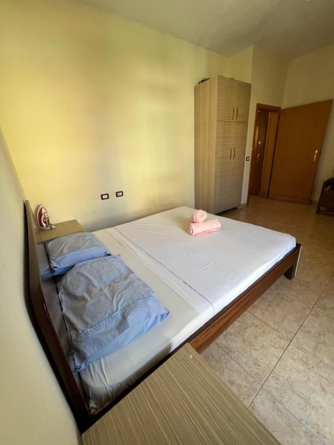 House For Rent Jurgen Villa Golem  Bagian luar foto