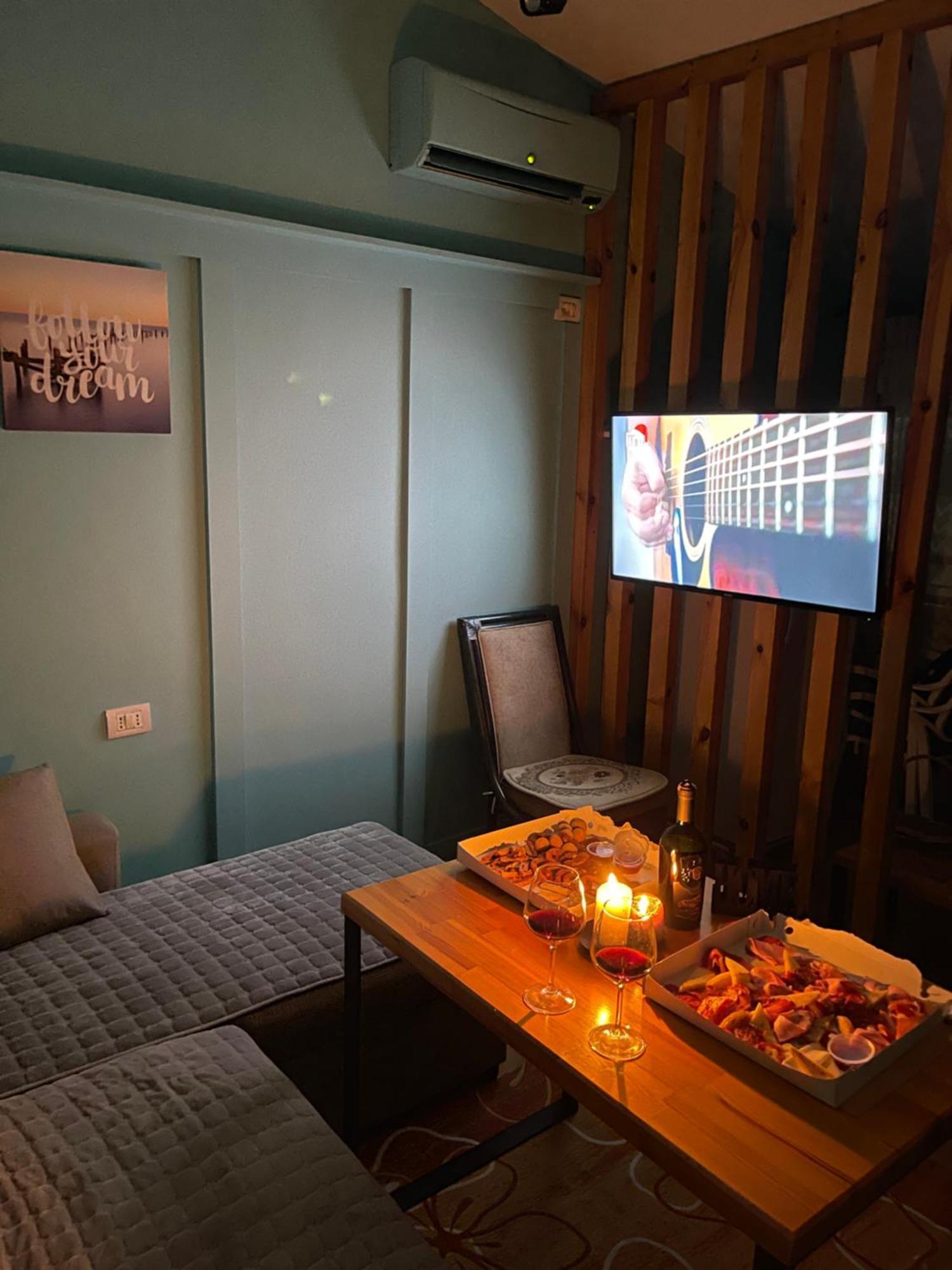 House For Rent Jurgen Villa Golem  Bagian luar foto